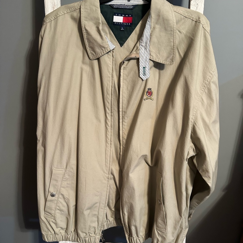 Vintage 90’s Tommy Hilfiger men’s windbreaker Size XL